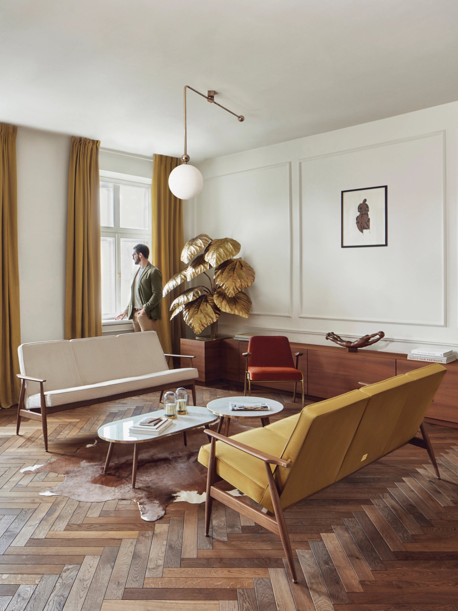 Sofa trzyosobowa Fox w tkaninie Velvet Mustard