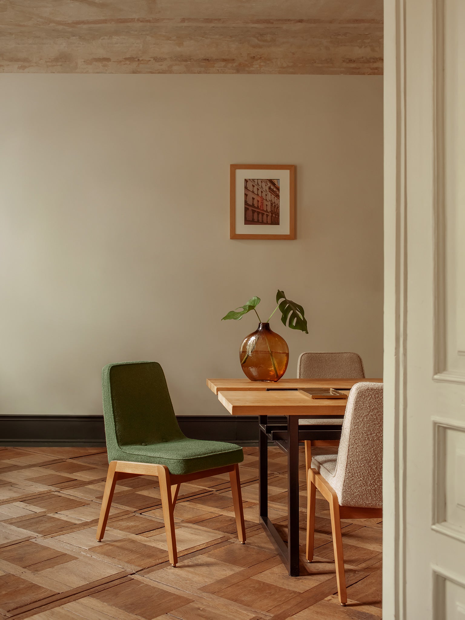 Chaise 200-125 VAR en tissu Boucle Mustard