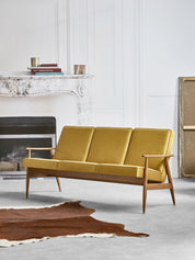 Sofa trzyosobowa Fox w tkaninie Velvet Mustard