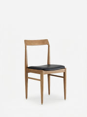 Krzesło Homa 104 w wykończeniu Natural Leather Black