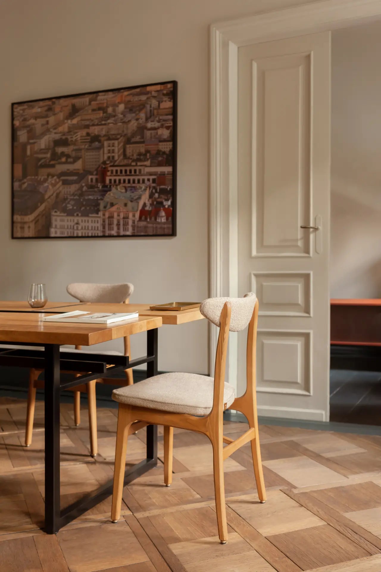 Krzesło 200-190 w tkaninie Boucle Creme