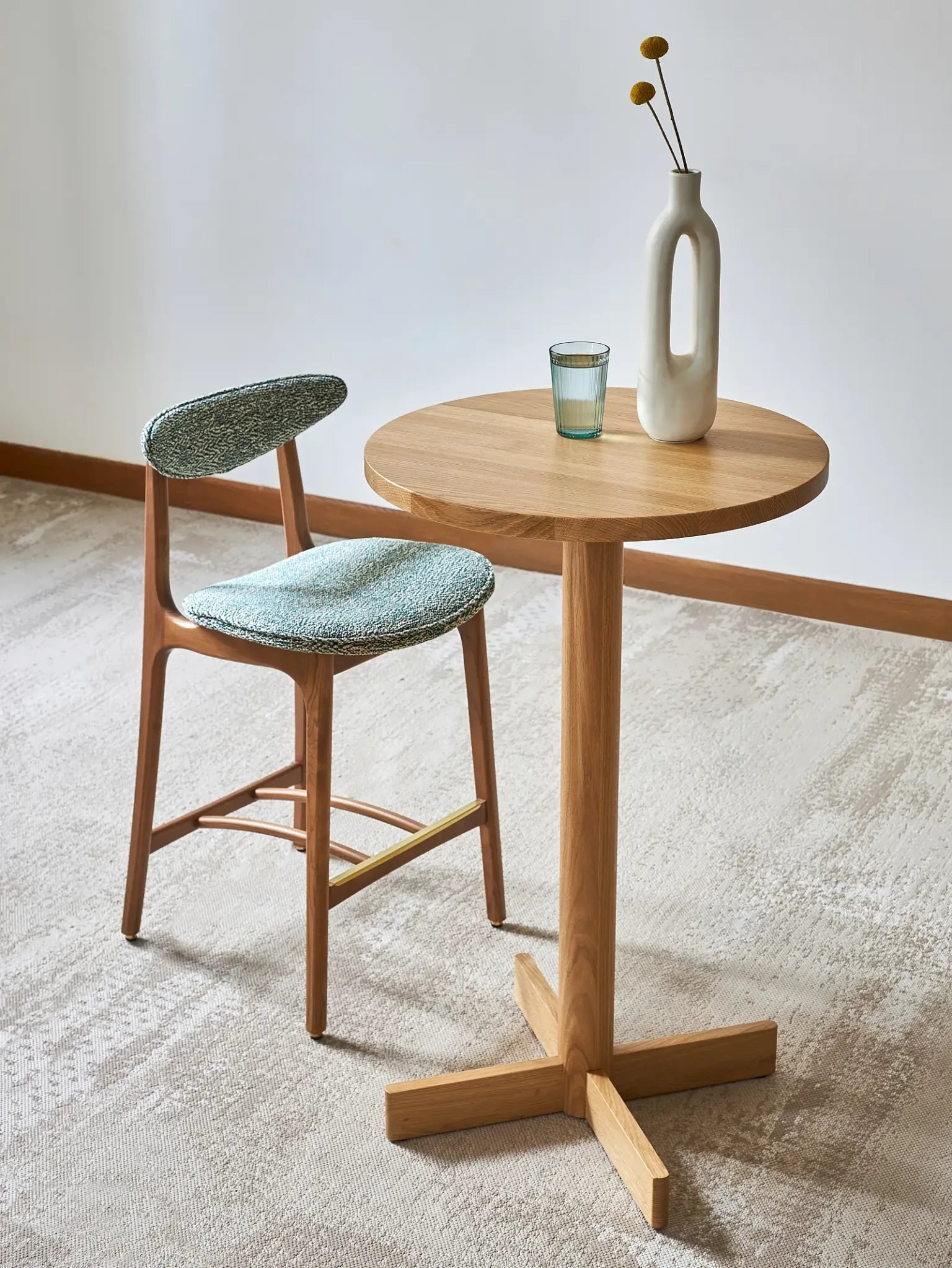 Krzesło barowe 200-190 S/65 w tkaninie Boucle Creme