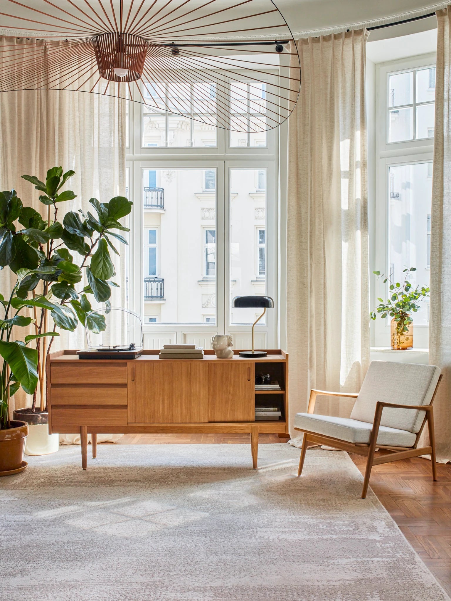 Fotel Stefan w tkaninie Marble Mustard