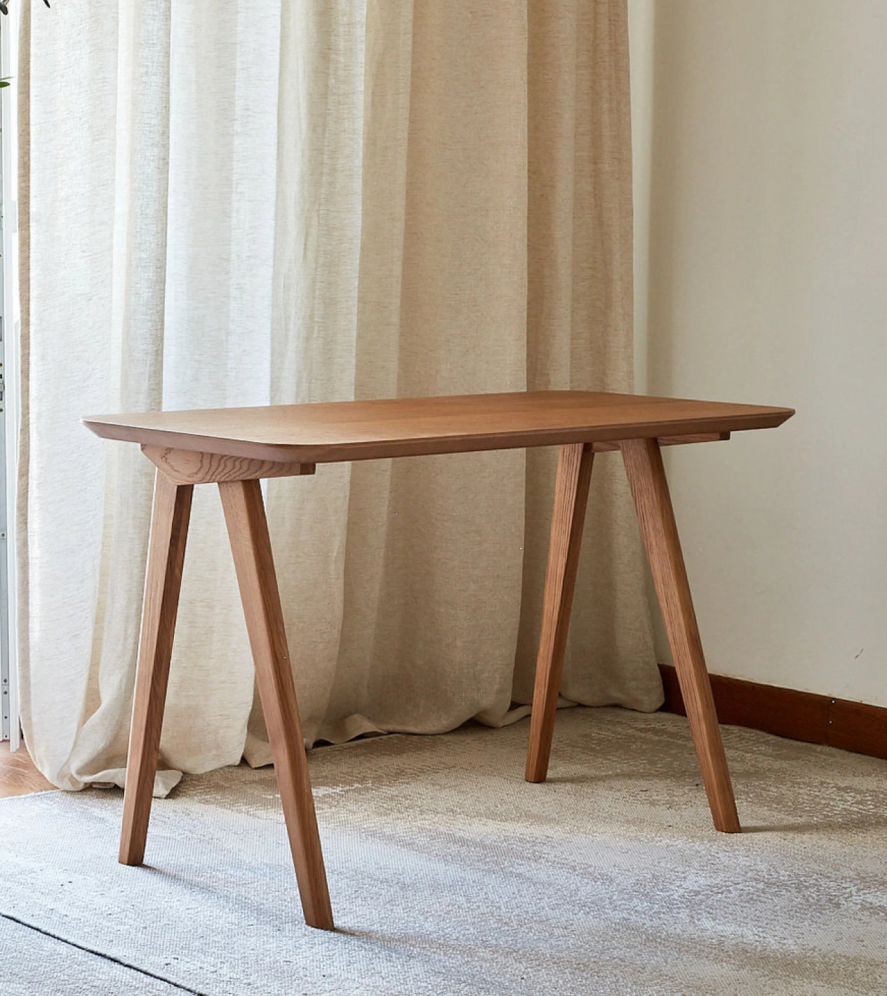 tables_desks.webp