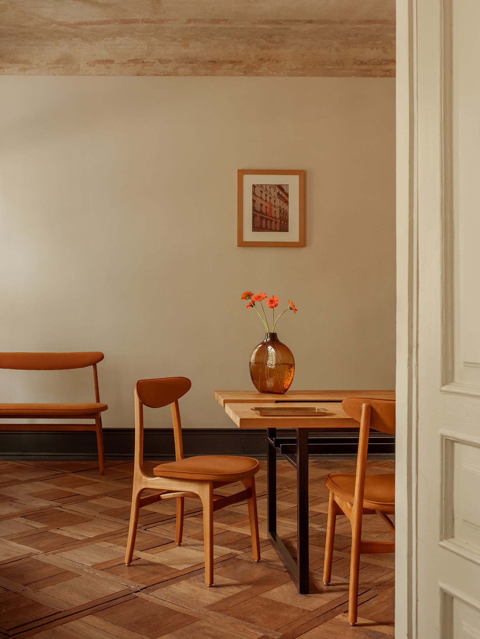 Krzesło 200-190 w tkaninie Velvet Indigo
